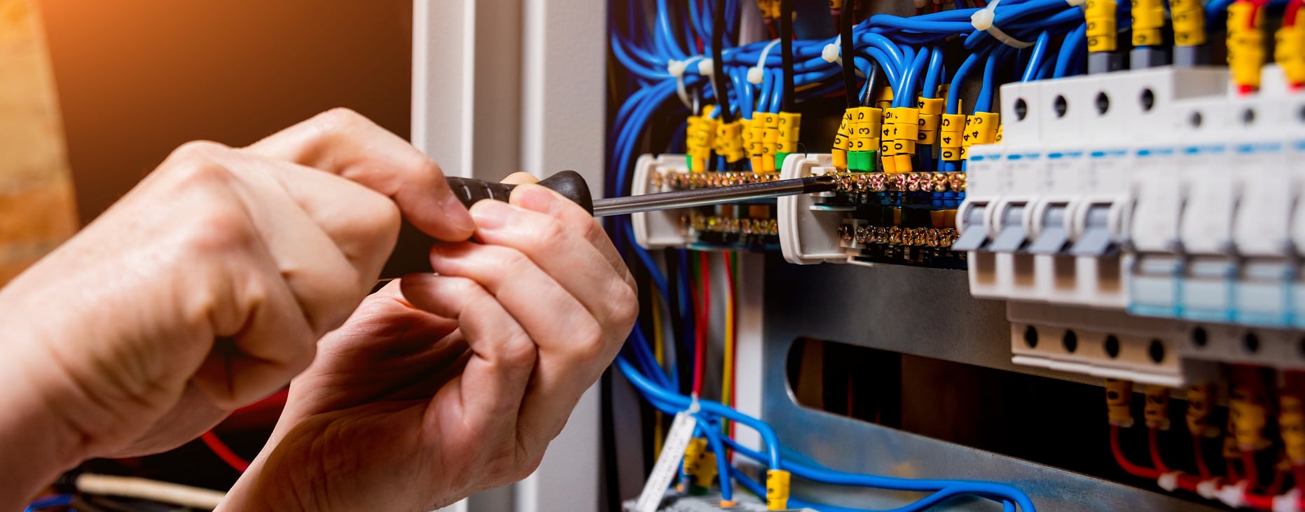 electricien-e1611738946323
